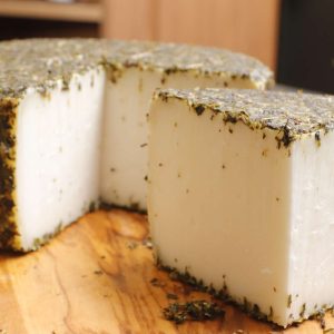 Queso de cabra semicurado romero y oregano