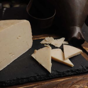 Queso de cabra viejo leche cruda