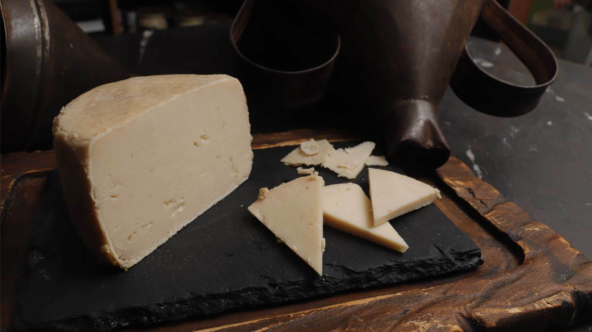 Queso de cabra viejo leche cruda